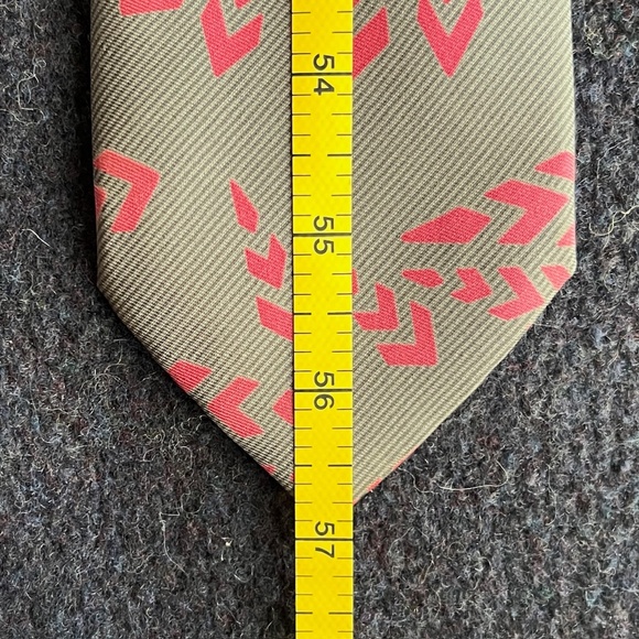 Giorgio Armani Neck Tie - Picture 4 of 5